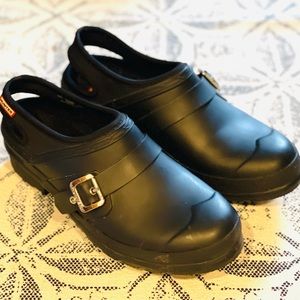 Hunter Black  Clogs Size 9